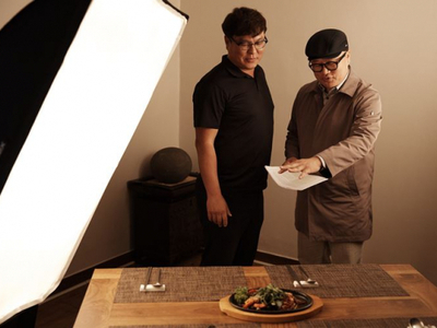 [데일리시큐] 사진작가 배건우와 죽은 점포 살리기 저자 권태용 성공 창업의 조건을 이야기 한다.